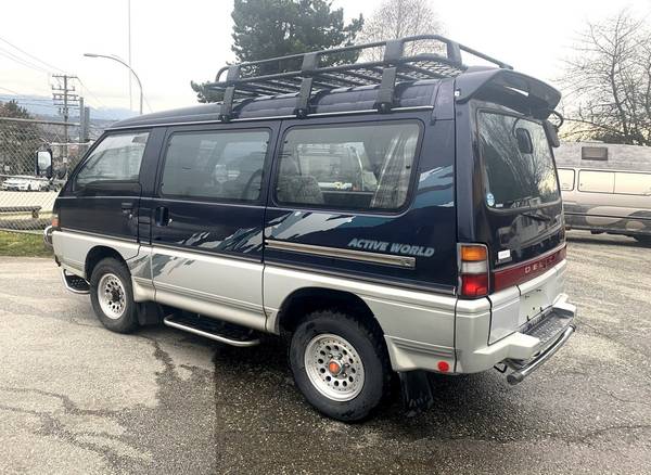 1996 Mitsubishi Delica Star Wagon Jasper Edition for sale in Portland, OR – photo 4