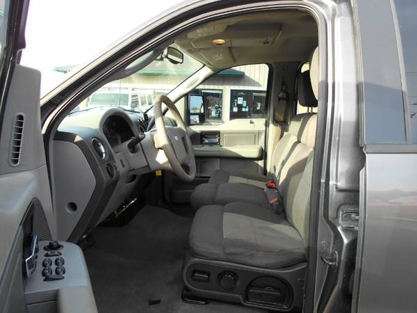 2005 Ford F-150 FX4 SuperCrew 4WD - cars & trucks - by dealer -... for sale in Newaygo, MI – photo 9