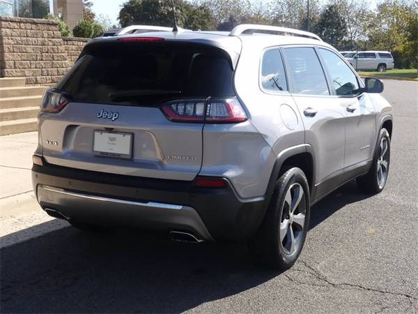 2019 Jeep Cherokee Limited suv Billet Silver Metallic Clearcoat -... for sale in CHANTILLY, District Of Columbia – photo 21