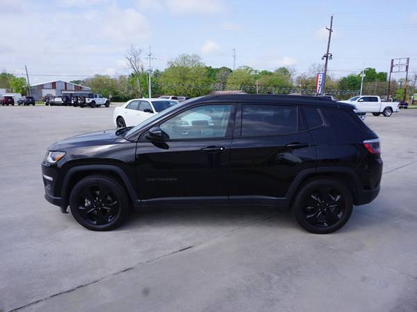 2020 Jeep Compass Altitude FWD - - by dealer - vehicle for sale in Plaquemine, LA – photo 5