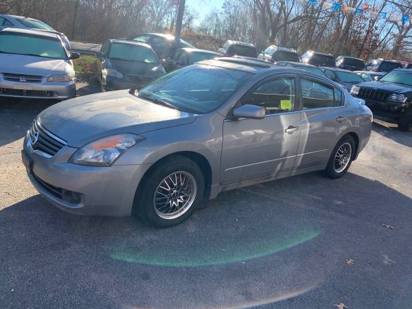 07 Nissan Altima 125k excellent condition - cars & trucks - by owner... for sale in North Kingstown, RI – photo 2