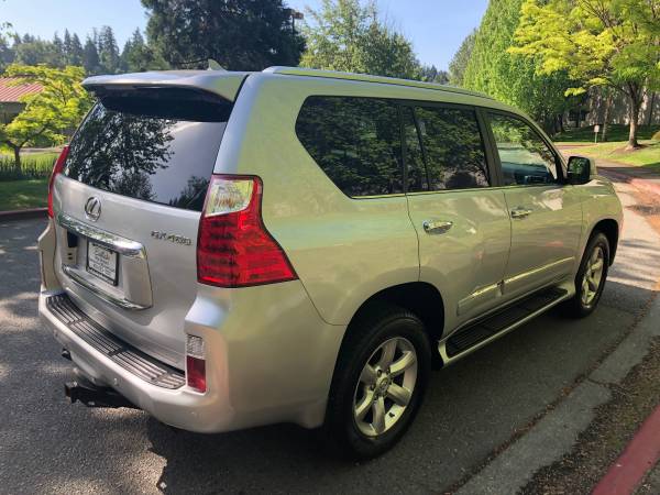 2012 Lexus GX460 4WD - Low Miles, Loaded, Clean title, 3rd Row for sale in Kirkland, WA – photo 5