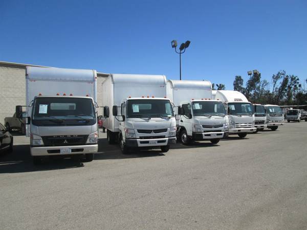 2018 Hino 16ft Reefer Thermoking diesel A/T freezer Isuzu for sale in Los Angeles, CA – photo 9