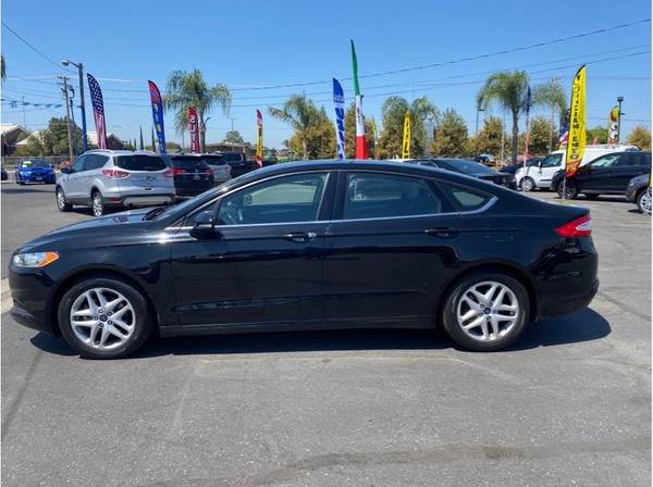 2016 Ford Fusion SE Sedan 4D - cars & trucks - by dealer - vehicle... for sale in Modesto, CA – photo 4