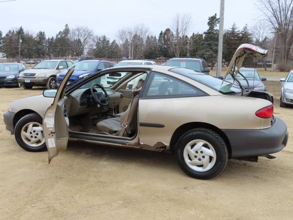 1997 Chevrolet Cavalier 2dr, 110xxx MILES, 37 MPG/hwy, very good... for sale in Farmington, MN – photo 8