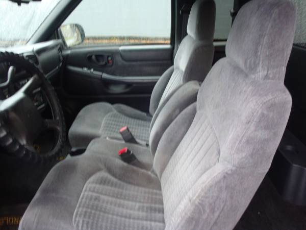 2001 CHEVROLET S-10 X-CAB 3-DOOR 2WD BLACK 4.3 V6 AUTO 160K MI 2-OWNR for sale in LONGVIEW WA 98632, OR – photo 13
