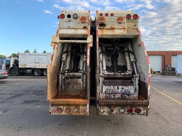 2009 Mack LEU-613 TWIN HOPPER REAR LOADER GARBAGE TRUC - cars & for sale in Other, Other – photo 4