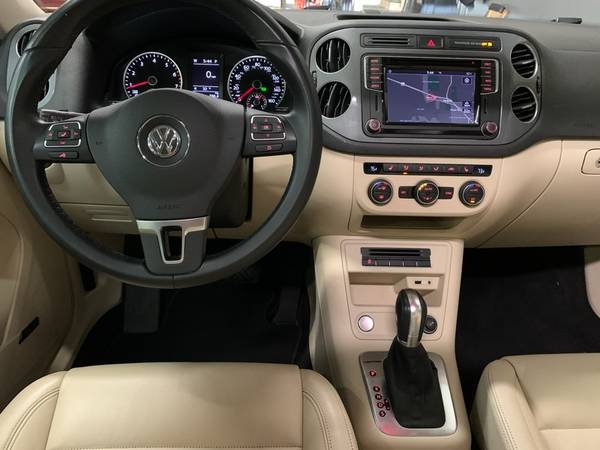 2016 Volkswagen Tiguan SEL 4Motion - - by dealer for sale in Medina, MN – photo 14