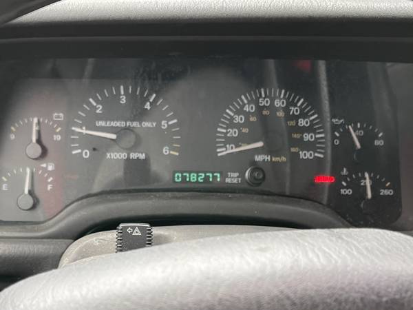 1998 Jeep Cherokee Sport 4WD - cars & trucks - by owner - vehicle... for sale in Philadelphia, PA – photo 13