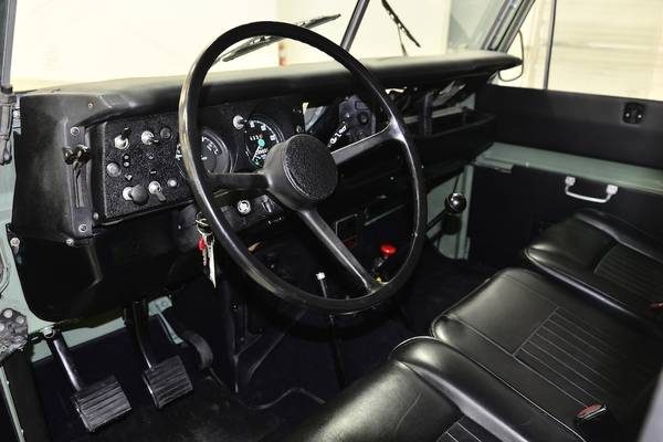 1983 Land Rover Series III - cars & trucks - by dealer - vehicle... for sale in Van Nuys, CA – photo 19