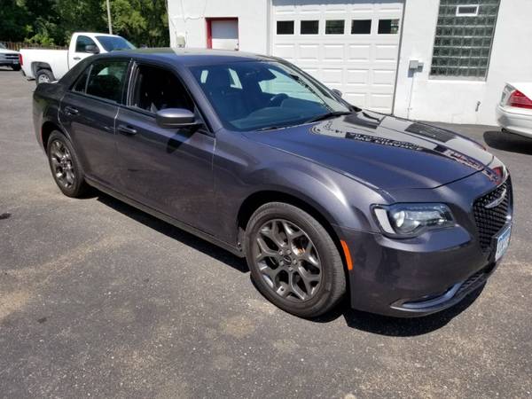 2016 Chrysler 300 S V6 AWD ONLY 62K MILES EVERY OPTIONS YOU CAN GET for sale in South St. Paul, MN – photo 2