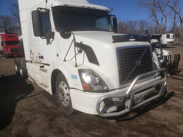Volvo 2007 for SALE - - by dealer - vehicle automotive for sale in Other, IL – photo 3