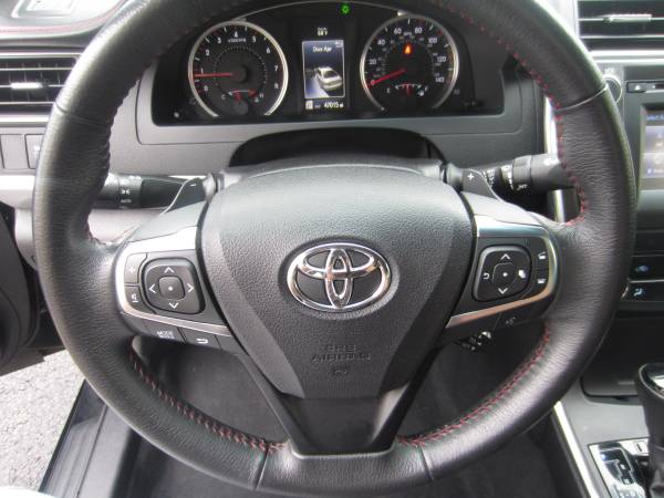 2017 Toyota Camry SE 4Dr Sedan 46900 Miles for sale in East Dundee, IL – photo 12