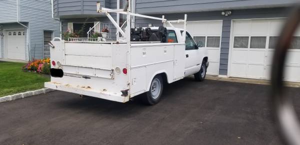 SERVICE TRUCK WITH TOOLS TO REPAIR TRUCKS FOR SALE!!! for sale in Carteret, NJ – photo 4