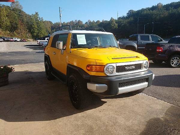2007 Toyota FJ Cruiser 4WD AT - cars & trucks - by dealer - vehicle... for sale in Cleveland, SC – photo 3