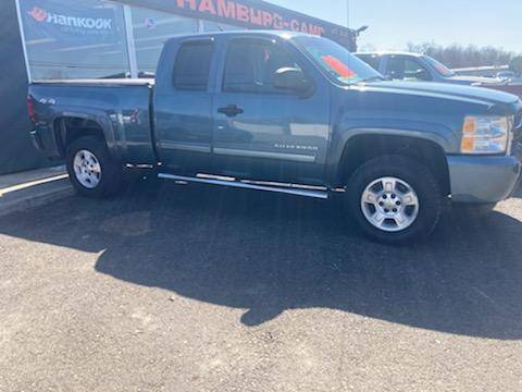 2010 Chevrolet Silverado extended cab 4x4 - - by for sale in North Collins, NY – photo 3