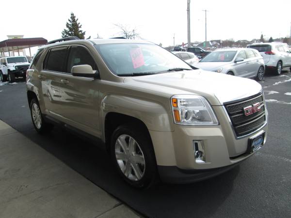 2011 GMC TERRAIN SLT FULLY LOADED LOW MILES! SUPER CLEAN! SALE PRICE... for sale in Monticello, MN – photo 2