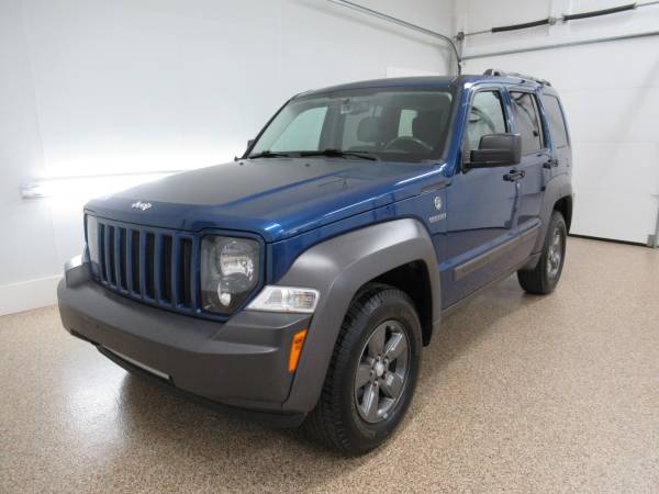 2008 Jeep Liberty Renegade 4x4 - cars & trucks - by dealer - vehicle... for sale in Hudsonville, MI – photo 2