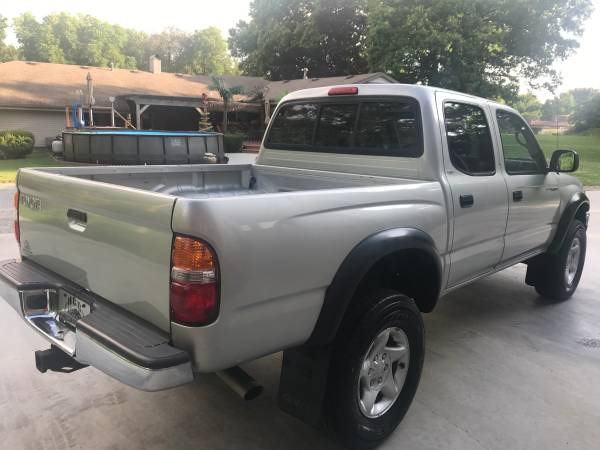2001 Toyota Tacoma SR5 4x4 for sale in Frontenac, MO – photo 8