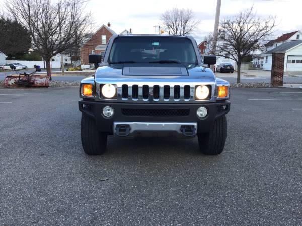 HUMMER H3 - EXCELLENT - cars & trucks - by owner - vehicle... for sale in South River, NY – photo 2