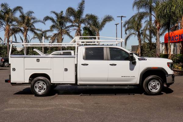 2020 GMC Sierra 2500 Base 4D Crew Cab Utility Truck RWD 36734 for sale in Fontana, CA – photo 11