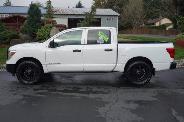 2017 Nissan Titan S Crew Cab 4WD NICE WHEEL/OFF ROAD TIRES!!! LIKE NEW for sale in PUYALLUP, WA – photo 3