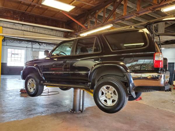 01 Toyota 4Runner SR5 4x4 with tow package for sale in Martinsburg, WV – photo 7