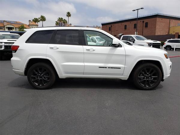 Make Offer - 2017 Jeep Grand Cherokee - - by for sale in San Diego, CA – photo 14