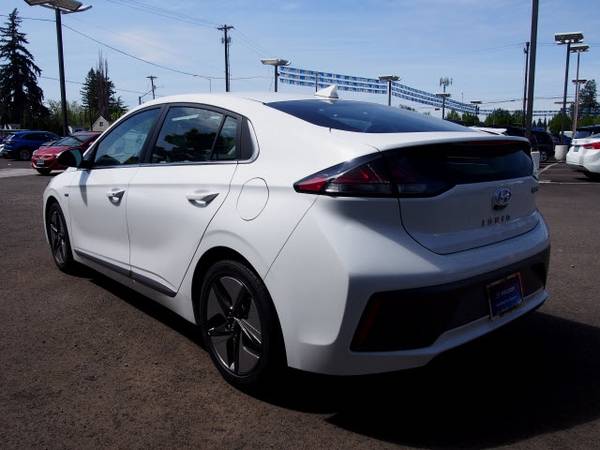2020 Hyundai IONIQ Hybrid SEL - - by dealer - vehicle for sale in Beaverton, OR – photo 6