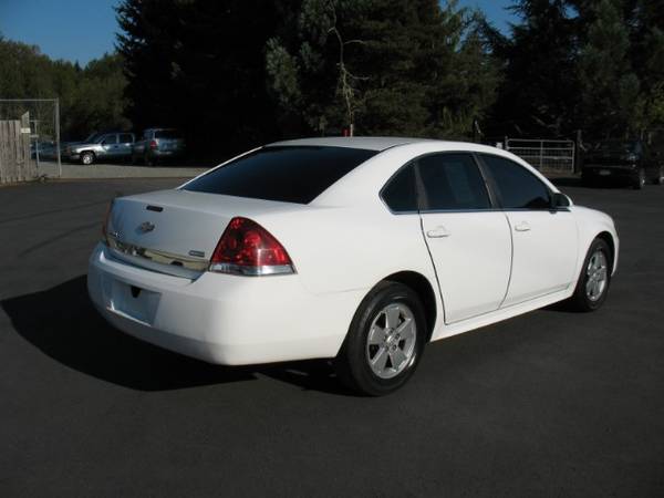 2011 Chevrolet Impala LT for sale in Roy, WA – photo 11