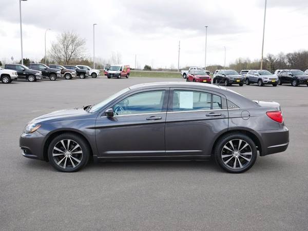 2014 Chrysler 200 Touring - - by dealer - vehicle for sale in Cambridge, MN – photo 6