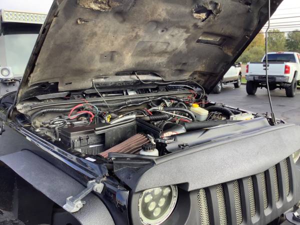 Nice! 2011 Jeep Wrangler Unlimited Sahara! 4x4! Finance Guaranteed!... for sale in Ortonville, MI – photo 24