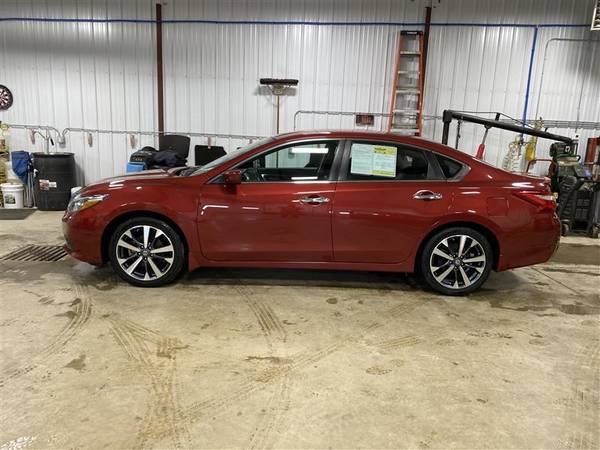 2016 Nissan Altima 2.5 S - cars & trucks - by dealer - vehicle... for sale in Webster, SD – photo 3