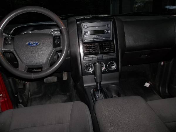 2010 Ford EXPLORER XLT - cars & trucks - by owner - vehicle... for sale in Hawkins, TX – photo 8