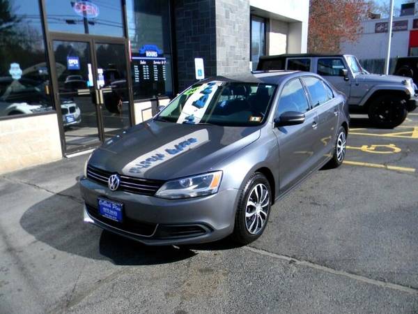 2013 Volkswagen Jetta SE 2 5L GAS SIPPING SEDAN - - by for sale in Plaistow, NH – photo 4