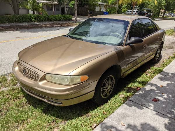2001 Buick Regal, runs and drives great, cold AC - - by for sale in Hollywood, FL – photo 3