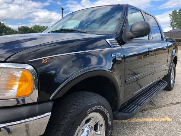 Affordable! 2001 Ford F-150 Lariat! 4x4! Crew Cab! Nice! for sale in Ortonville, MI – photo 9