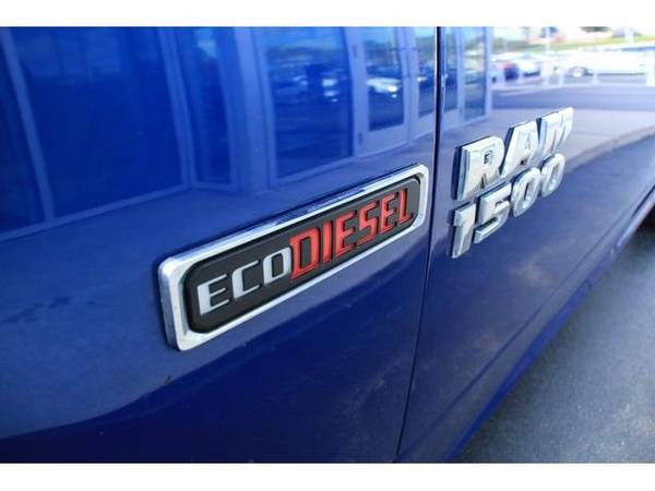 2015 Ram 1500 truck Big Horn - Ram Blue Streak Pearlcoat for sale in Green Bay, WI – photo 11