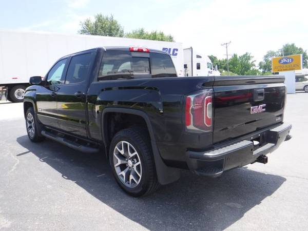 2017 GMC Sierra 1500 Crew Cab 4WD SLT Pickup 4D 5 3/4 ft Trades Welcom for sale in Harrisonville, MO – photo 13