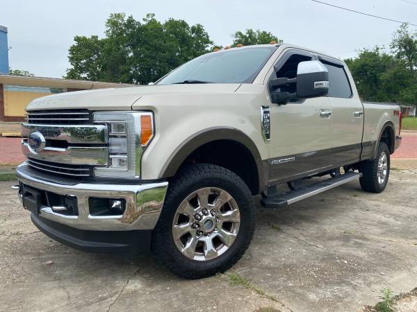 2017 F-250 Lariat - - by dealer - vehicle automotive for sale in Gladewater, TX – photo 2