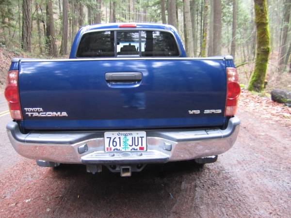 2005 Toyota Tacoma Double Cab SR5 V6 4x4 6-speed manual for sale in Phoenix, OR – photo 11