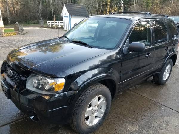 2006 Ford Escape 97000 miles excellent shape - cars & trucks - by... for sale in Vancouver, OR – photo 2