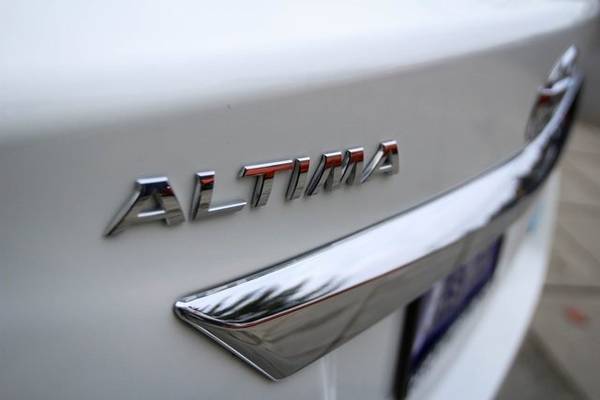 2013 Nissan Altima 2.5 SL Sedan - cars & trucks - by dealer -... for sale in Lynnwood, WA – photo 9