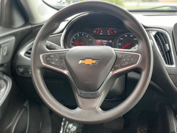 2018 Chevrolet Chevy Malibu LT 4dr Sedan BAD CREDIT OK ! - cars &... for sale in Detroit, MI – photo 14