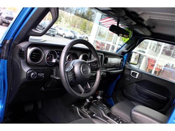 2020 Jeep Gladiator SPORT ONE OF A KIND MUST SEE ONLY 8, 840 MILES for sale in Salem, MA – photo 23