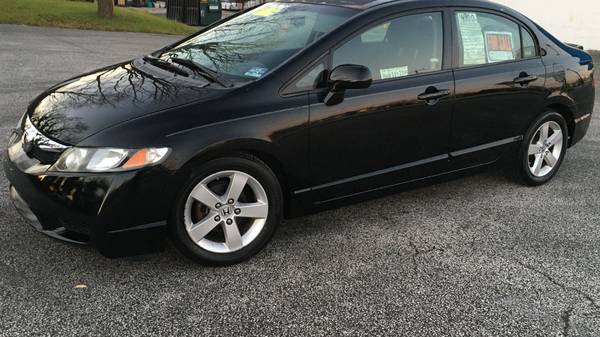 2009 Honda Civic low miles RARE) - cars & trucks - by owner -... for sale in Cherry Hill, NJ – photo 5