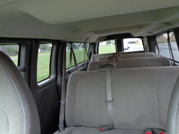 2014 CHEVROLET EXPRESS 15-PASSENGER 3500, EXTENDED! CLEAN, 1-OWNER!! for sale in PALMYRA, DE – photo 20
