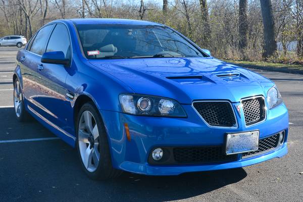 2009 Pontiac G8 GT - cars & trucks - by owner - vehicle automotive... for sale in Chicago, IL – photo 2
