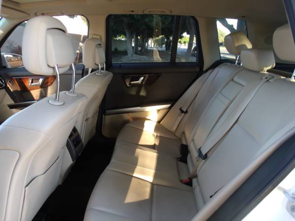 2014 MERCEDES-BENZ GLK350 - cars & trucks - by dealer - vehicle... for sale in Los Angeles, CA – photo 10
