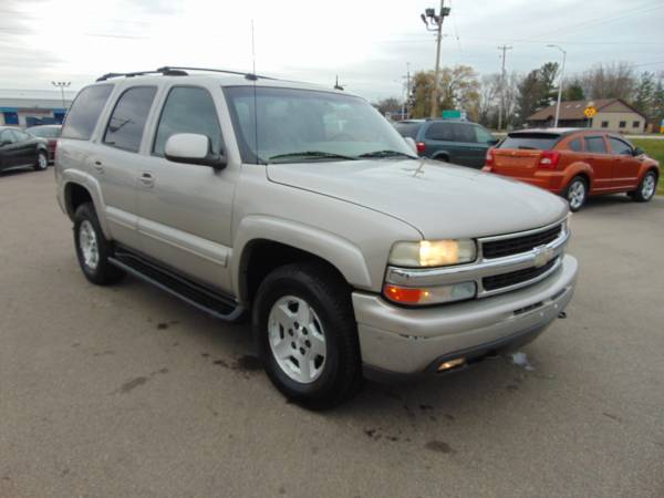 2004 CHEVY TAHOE LT 3RDROW 4DR 4X4 DVD V8 MOONROOF XCLEAN RUNS NEW... for sale in Union Grove, WI – photo 7